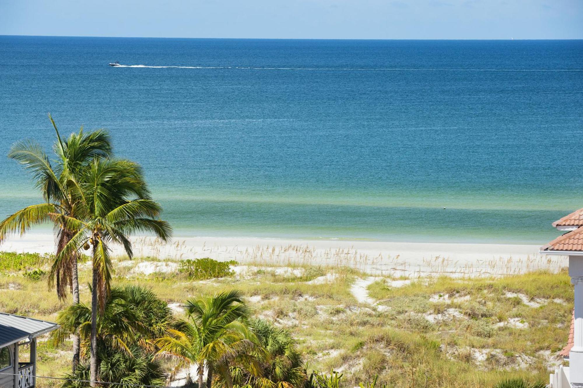The Hotel Zamora St. Pete Beach Esterno foto