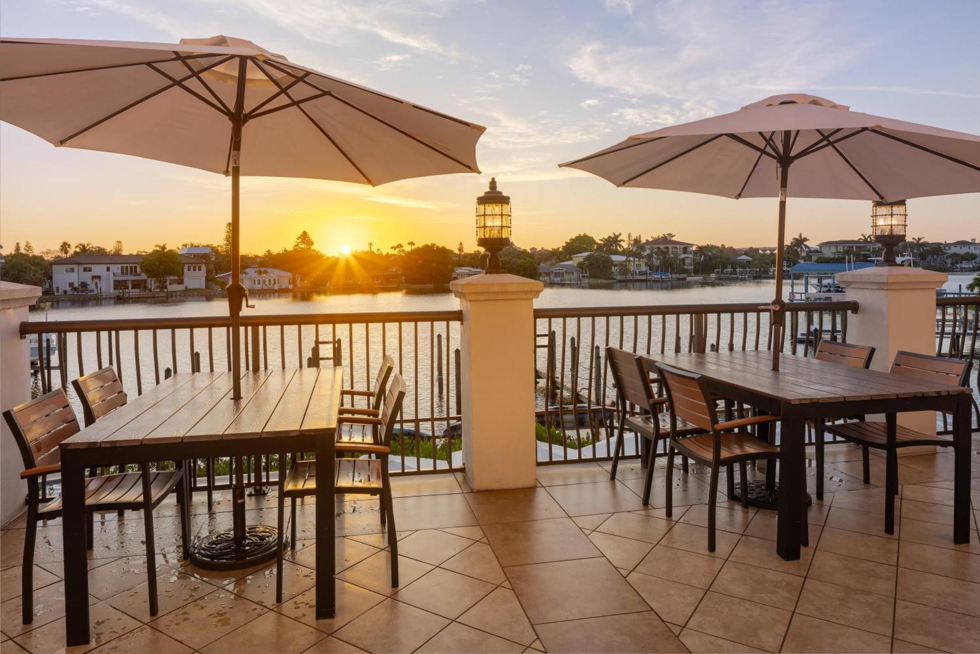 The Hotel Zamora St. Pete Beach Esterno foto