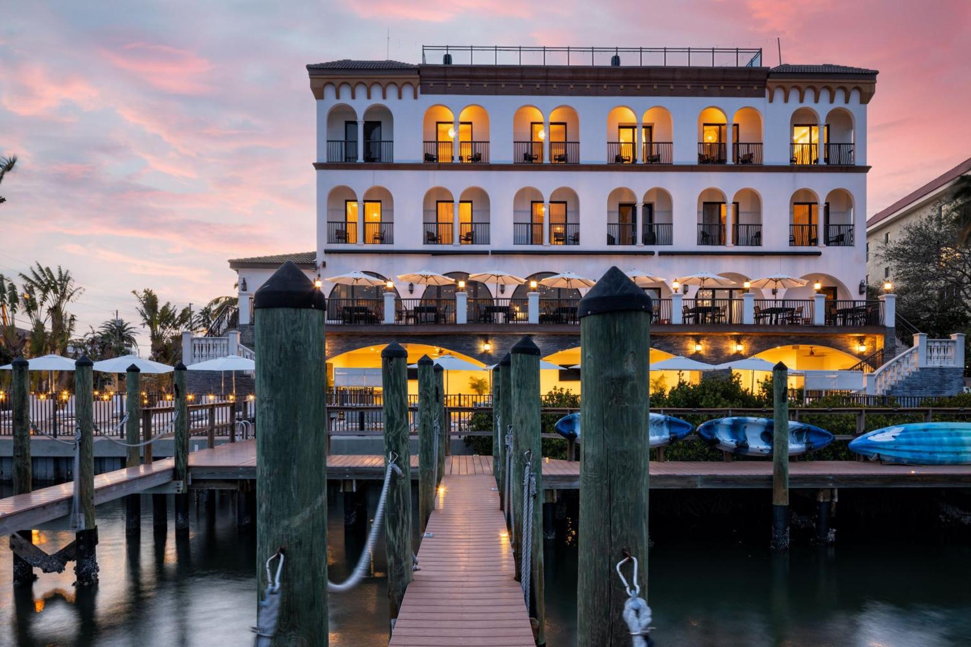 The Hotel Zamora St. Pete Beach Esterno foto