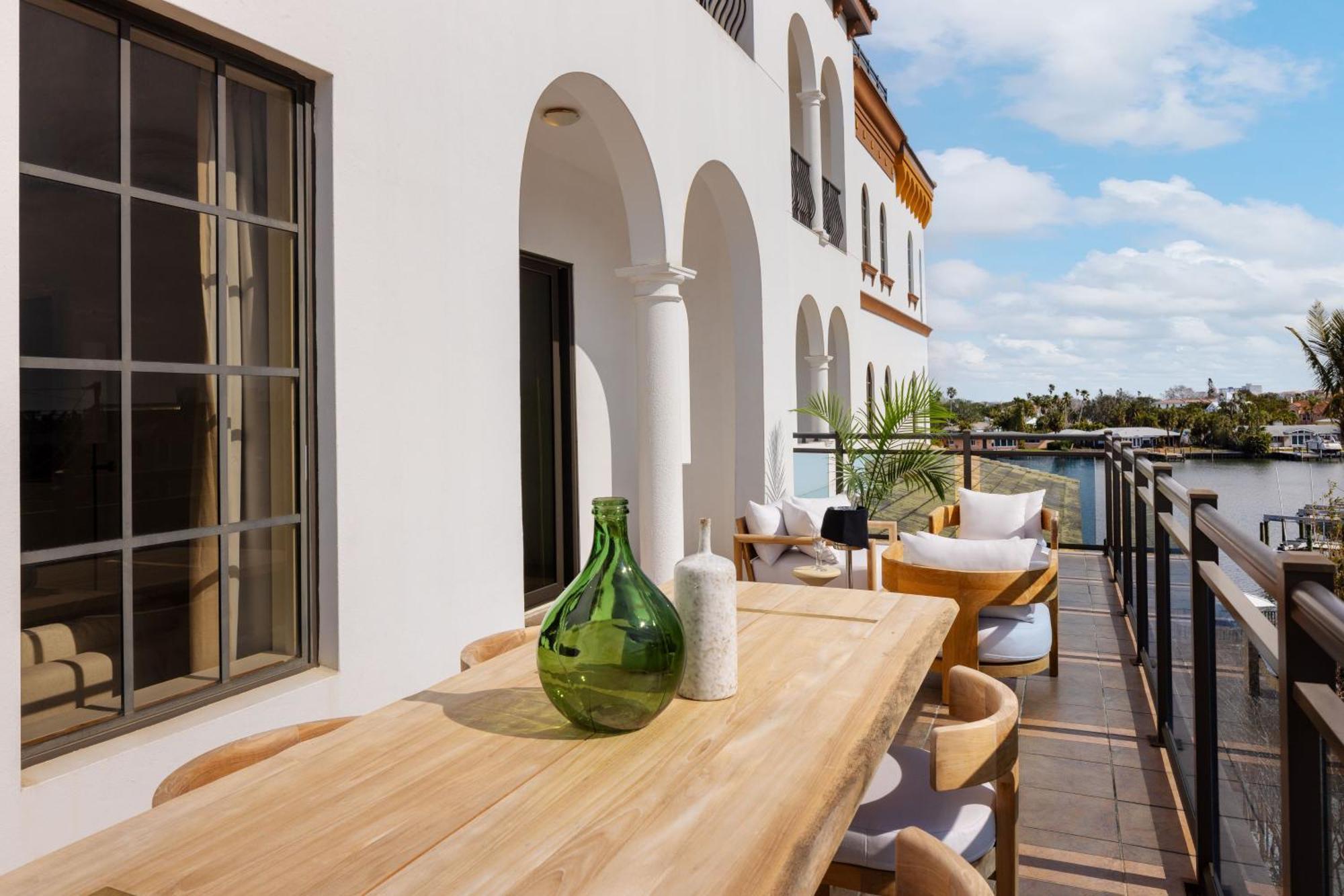 The Hotel Zamora St. Pete Beach Esterno foto